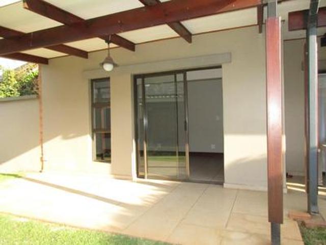 1 bedroom townhouse to rent in retir.