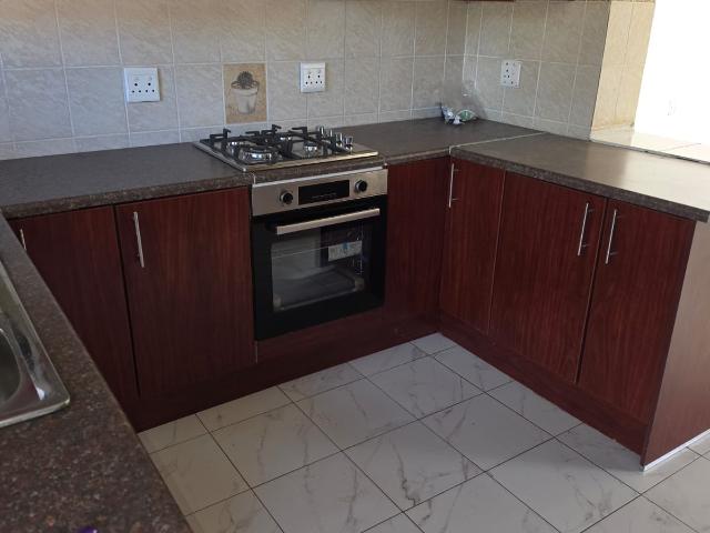 1 Bedroom Townhouse To Rent in Winchester Hills