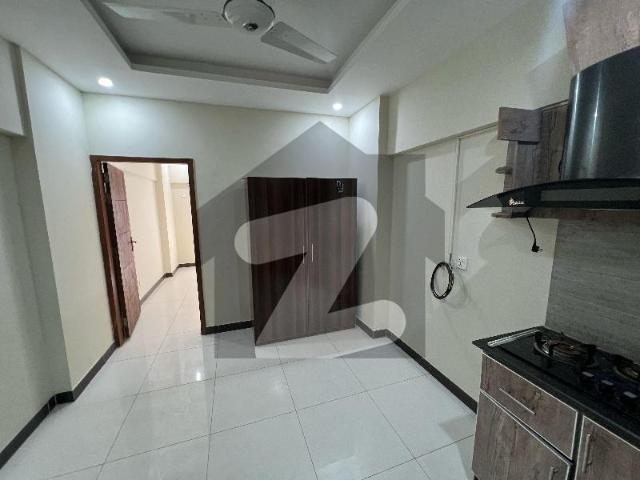 1 Bedroom Unfurnished Apartment Available For Rent For Families Only Capital Residencia