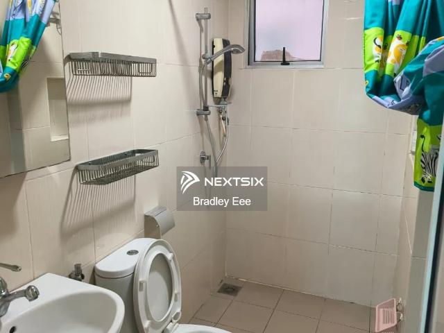 1 bedroom unit corner lot