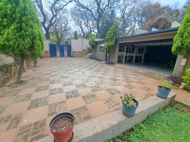 1 BedroomApartment / Flat For Rent inMuckleneuk