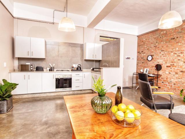 1 BedroomApartment / Flat For Rent inBraamfontein