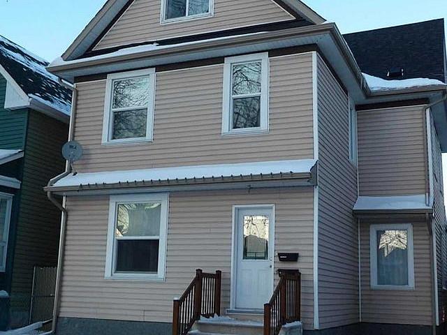 1 Bedroomed, 1 Full Bath