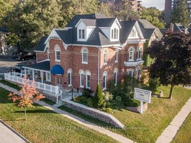 1 Berczy Street, Barrie, ON, L4M 3P5 commercial for sale | Listing ID S13495 | Royal LePage