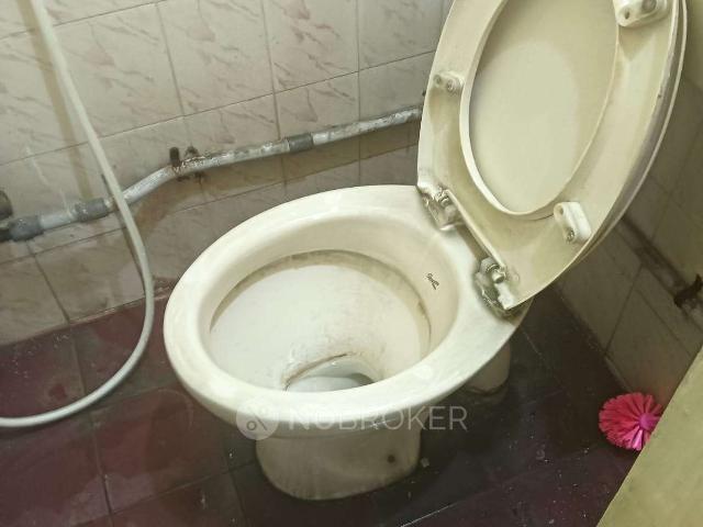 1 BHK Villa In 132 Mig Flat for Rent In K. Nagar
