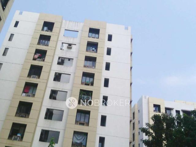 1 BHK Villa In Vasant Oscar for Rent In Mulund West