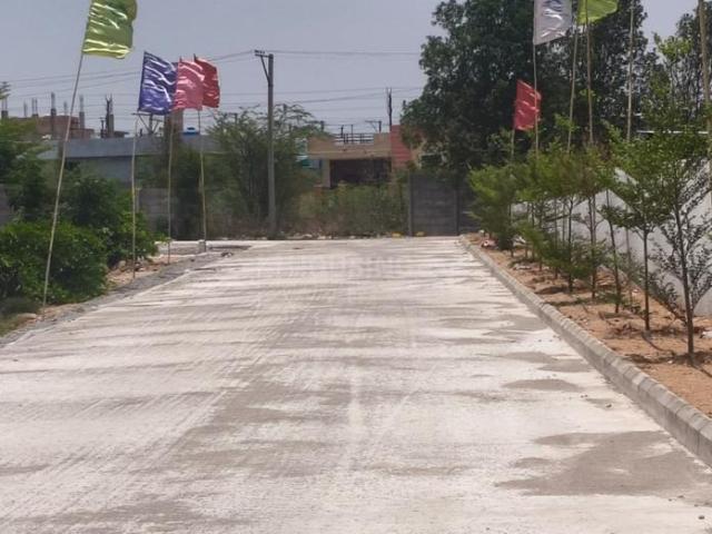 1 BHK Villa in Beeramguda for resale Sangareddy. The reference number is 20700770