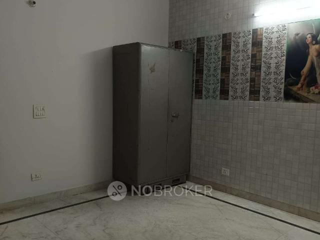 1 BHK Villa In Community Center Block for Rent In Sector 23