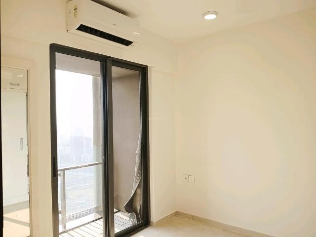 1 BHK Apartment in Colaba for resale Mumbai. The reference number is 19684798