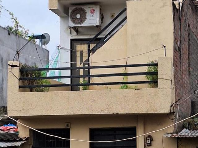 1 BHK Apartment in Chandkheda for resale Ahmedabad. The reference number is 20106765