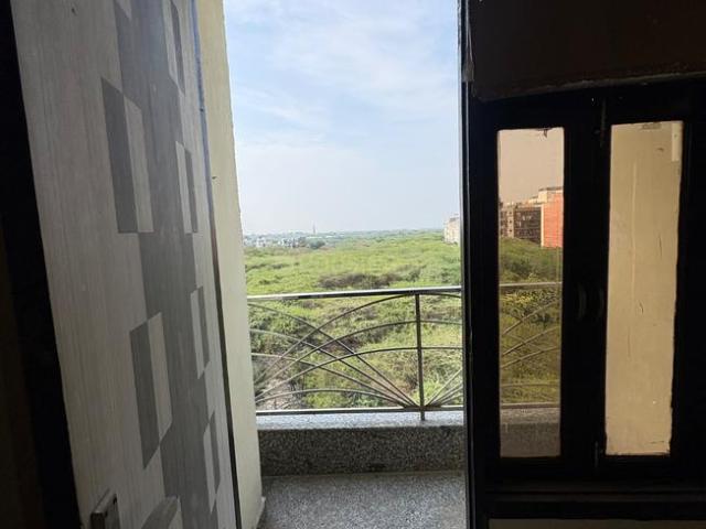 1 BHK Apartment in Chhattarpur for resale New Delhi. The reference number is 20607801