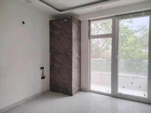 2 BHK Apartment in Chhattarpur for resale New Delhi. The reference number is 20360575