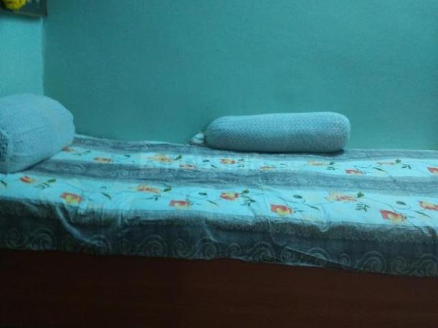 1 BHK Apartment in Chhatribagh for rent Indore. The reference number is 9627423