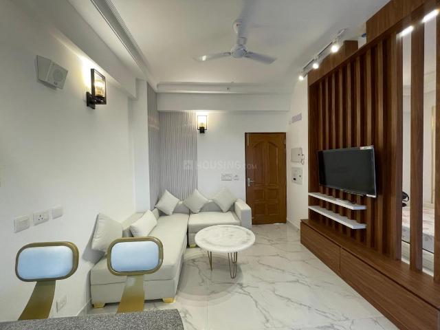 1 BHK Apartment in Chi V for rent Greater Noida. The reference number is 20750972