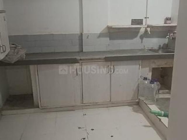 1 BHK Apartment in Ambawadi for rent Ahmedabad. The reference number is 20281011