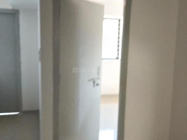 1 BHK Apartment in Ambawadi for rent Ahmedabad. The reference number is 20327044
