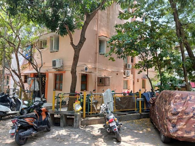 1 BHK Apartment in Anna Nagar West for resale Chennai. The reference number is 17122913