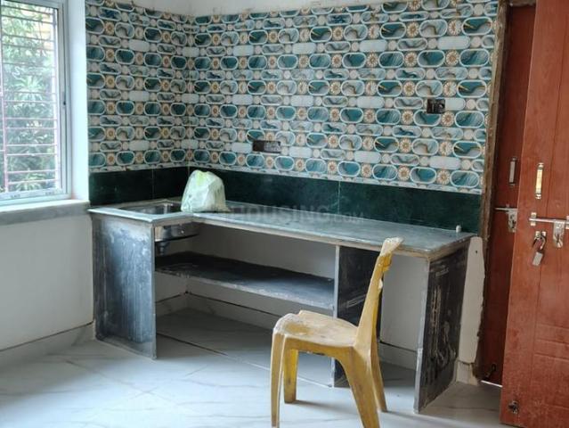 1 BHK Apartment in Airport Gate no. 1 for resale Kolkata. The reference number is 20284327