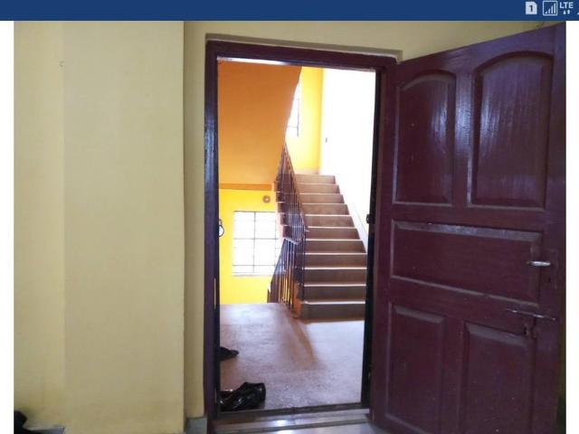 1 BHK Apartment in Airport Gate no. 1 for resale Kolkata. The reference number is 6355153