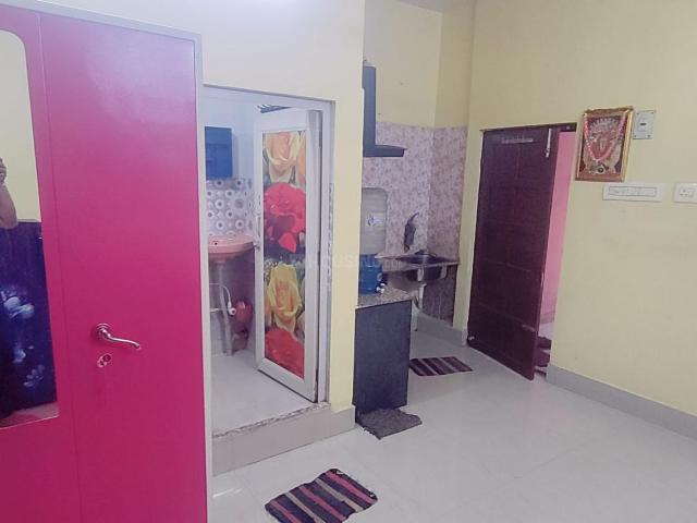 1 BHK Apartment in Airport Gate No 2 for rent Kolkata. The reference number is 19657891