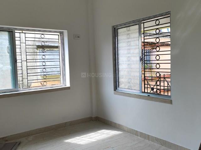 1 BHK Apartment in Airport Gate No. 3 for resale Kolkata. The reference number is 20988559