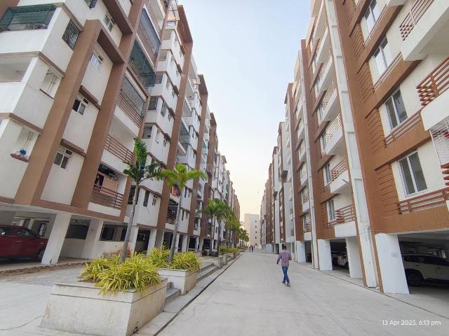 1 BHK Apartment in Bongloor for resale Hyderabad. The reference number is 20419479