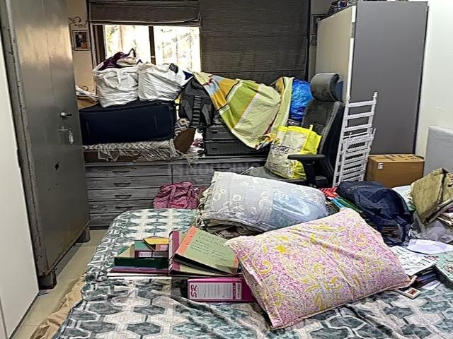1 BHK Apartment in Borivali East for resale Mumbai. The reference number is 18435166