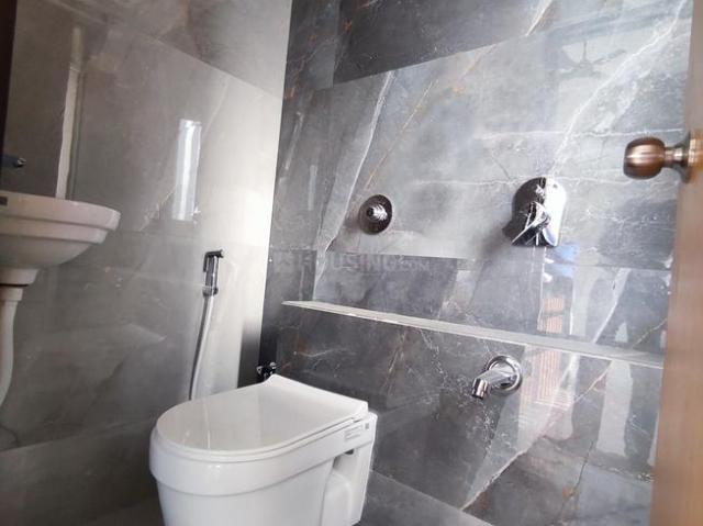 1 BHK Apartment in Borivali East for resale Mumbai. The reference number is 20352973