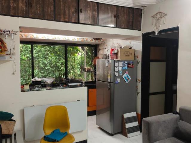 1 BHK Apartment in Borivali West for rent Mumbai. The reference number is 20748652