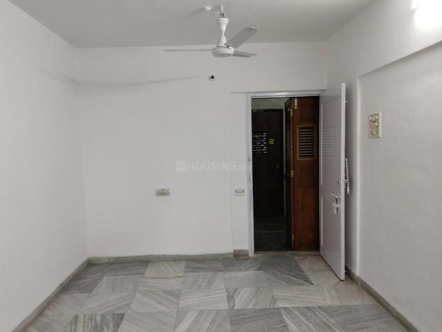 1 BHK Apartment in Borivali West for resale Mumbai. The reference number is 18884075