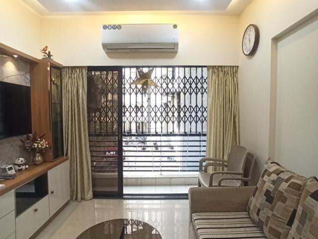 1 BHK Apartment in Borivali West for resale Mumbai. The reference number is 19188601