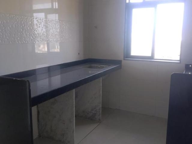 1 BHK Apartment in Borivali West for resale Mumbai. The reference number is 20005898