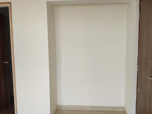 1 BHK Apartment in Borivali West for resale Mumbai. The reference number is 20185515
