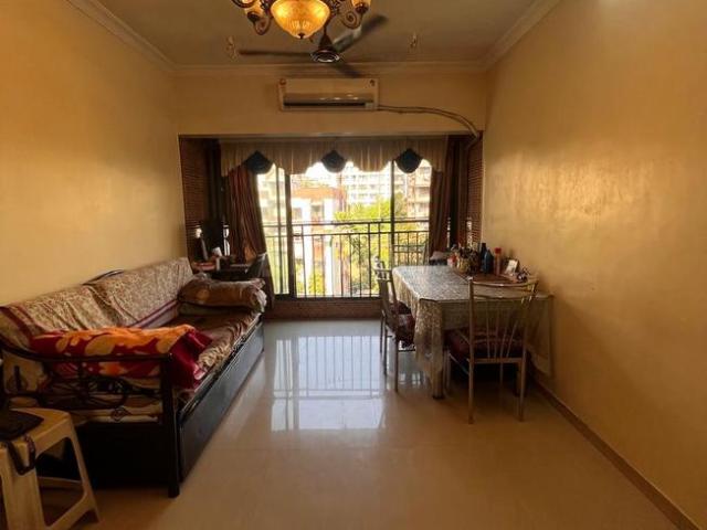 1 BHK Apartment in Borivali West for resale Mumbai. The reference number is 20118979