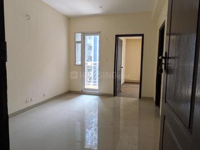 1 BHK Apartment in Bamheta Village for resale Ghaziabad. The reference number is 19727664