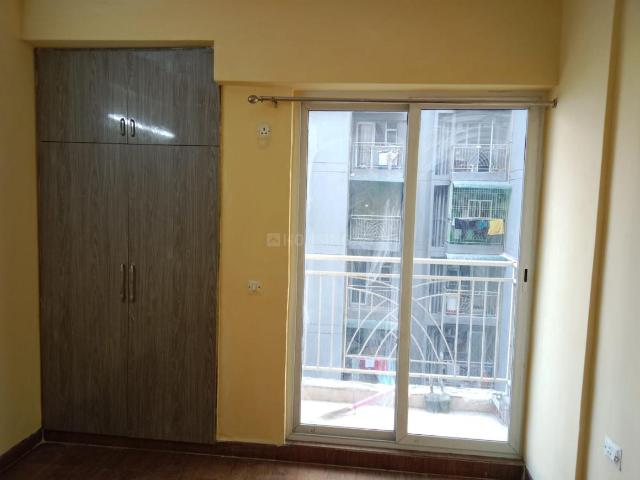 1 BHK Apartment in Bamheta Village for resale Ghaziabad. The reference number is 19807820