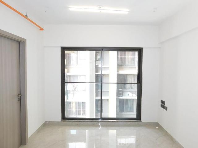 1 BHK Apartment in Bandra East for resale Mumbai. The reference number is 19155225