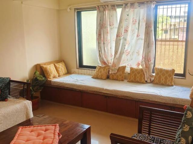 1 BHK Apartment in Bandra West for rent Mumbai. The reference number is 18767198