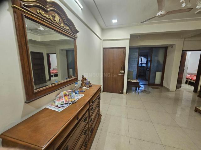 1 BHK Apartment in Bandra West for rent Mumbai. The reference number is 19881118