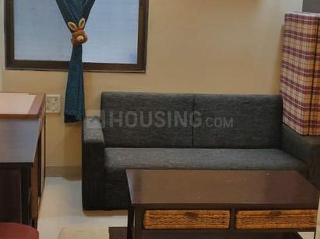1 BHK Apartment in Bandra West for rent Mumbai. The reference number is 20011924