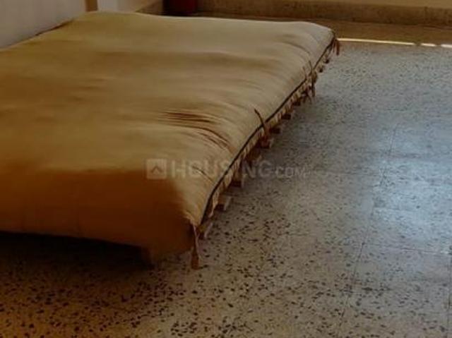 1 BHK Apartment in Bandra West for rent Mumbai. The reference number is 20419476