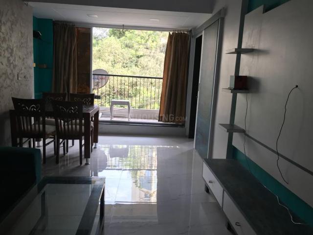 1 BHK Apartment in Bandra West for rent Mumbai. The reference number is 20447018