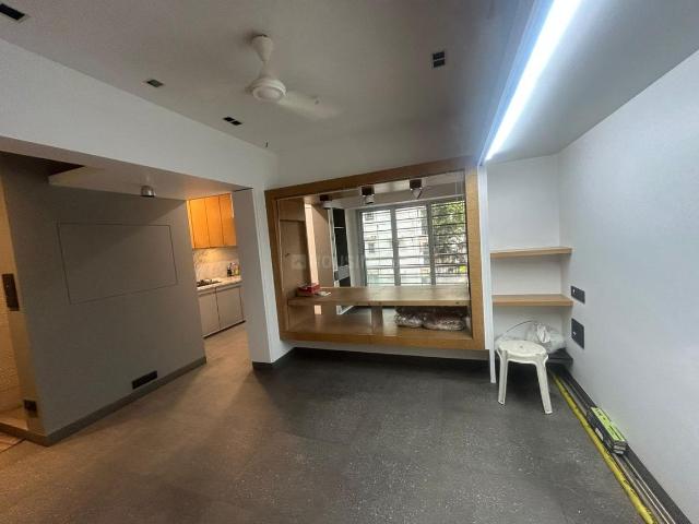 1 BHK Apartment in Bandra West for rent Mumbai. The reference number is 20603060