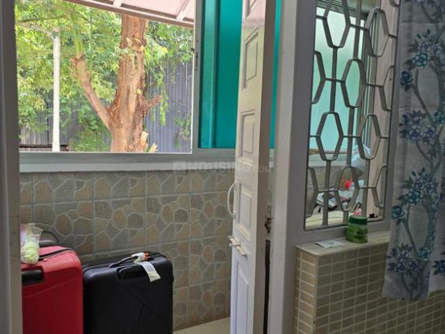1 BHK Apartment in Bandra West for rent Mumbai. The reference number is 20641665