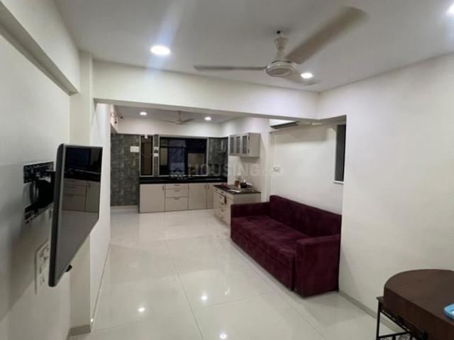 1 BHK Apartment in Bandra West for rent Mumbai. The reference number is 20691650