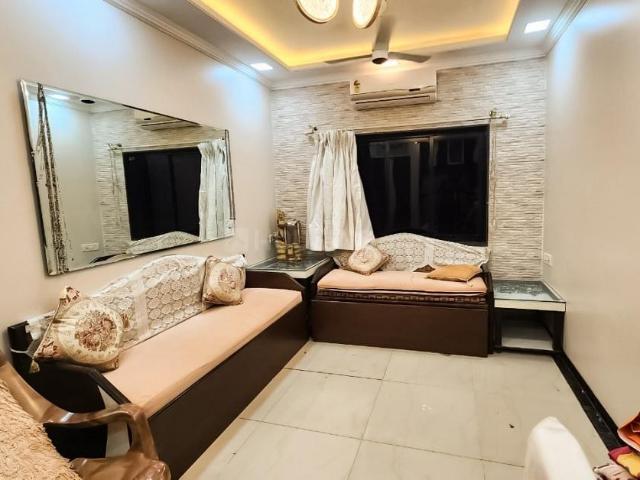 1 BHK Apartment in Bandra West for rent Mumbai. The reference number is 20790613