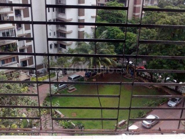 1 BHK Apartment in Bandra West for resale Mumbai. The reference number is 4682864