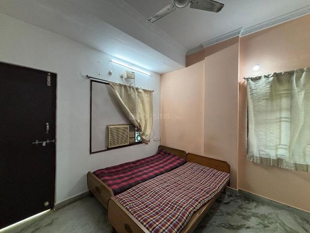 1 BHK Apartment in Banjara Hills for rent Hyderabad. The reference number is 17026394