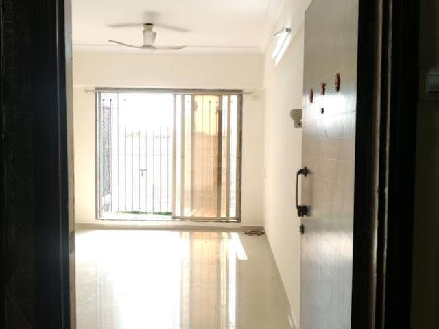 1 BHK Apartment in Bhandup West for resale Mumbai. The reference number is 19372620
