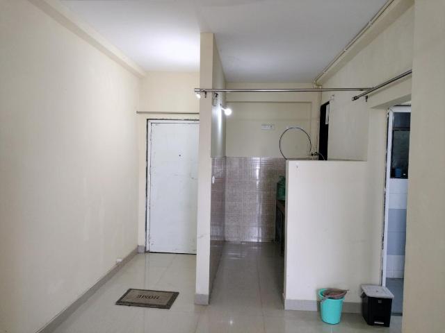 1 BHK Apartment in Bharat Vihar for rent New Delhi. The reference number is 19776765